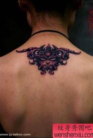 Ghost ghrian muineál aghaidh pictiúr tattoo totem