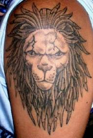 pleca reālistisks lauvas galvas tetovējums