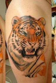 model de tatuaj cap de tigru realist de umăr