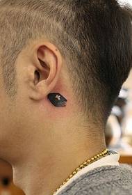 orelha pequena e fresca após tatuagem criativa funciona padrão recomendado
