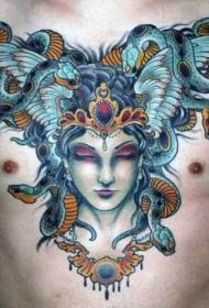Гръдният кош оцветен зъл татуировка на зла Медуза