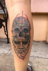 benen Zwart en wit steek tattoo karakter portret tattoo en schedel tattoo foto