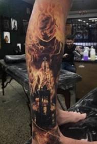 chłopców nogi tatuaż wskazówki żądło budowanie tatuaż tatuaż płomień zdjęcia