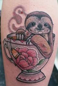 बेली प्राणी टॅटू मुलीचे सर्जनशील कोआला टॅटू चित्र