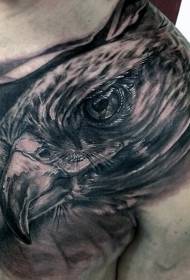 skulder svart og hvitt realistisk tatoveringsmønster for ørnhode 34804 - Svart graveringsstil Mysterious Man Head with Devil's Owl Tattoo Pattern