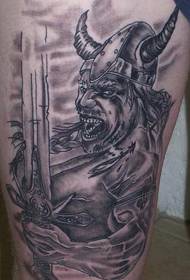 Nakasukang Galit na Viking mandirigma Tattoo Larawan