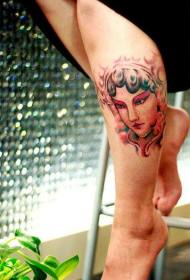 trend schöne frau beine blume tattoo muster