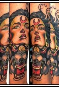 cap de llop malvat amb patró de tatuatge de retrat de dona de diables