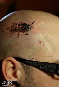 Fej klasszikus méhek tetoválás minta