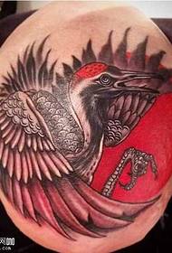 kai crane tattoo Tsarin gwiwa