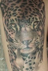 realistic style leopard tattoo picture on the leg