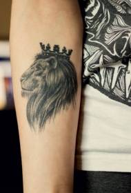 Arm Lion Lion and Crown Tattoo Pattern