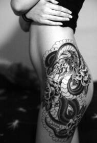 female legs Super personalized snake flower tattoo pattern