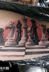 mudellu di tatuaggi di scacchi di uccidente occidentali