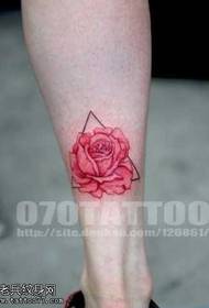 玫瑰花与三角形纹身图案