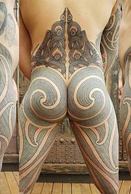 male butt legs traditional Maori tattoo pattern