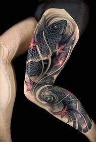 model de tatuaj de calmar culoare picior de flori