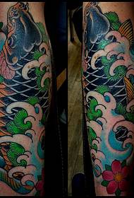 nueva tradición del becerro Patrón de tatuaje de spray de calamar
