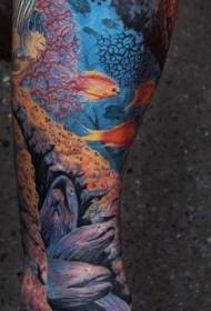 disegno del tatuaggio del mondo dei fondali di colore delle gambe
