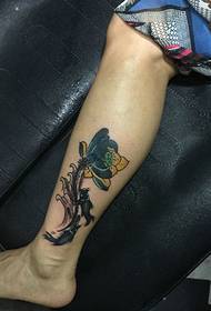 vyrobené pro krásu lotosu s tetováním rybí tetování