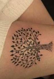 腿部潮流唯美的小树纹身图案