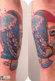 patrón de tatuaje de medusa de pierna