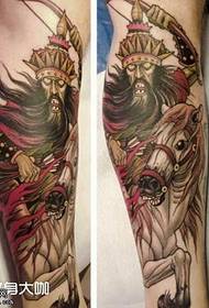 patrón de tatuaje de pierna mongol