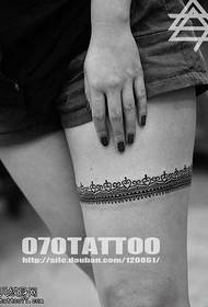 Patrón de tatuaje sexy de pierna