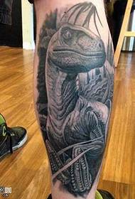 Bein realistische Dinosaurier Tattoo Muster
