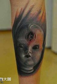 modèle de tatouage jambe enfant oeil