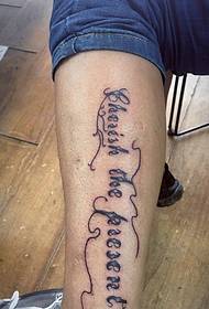 kleng Legs Moud bedeitend Englesch Tattoo Tattoo