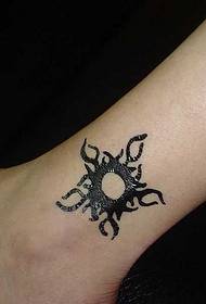 leg flower vine tattoo pattern