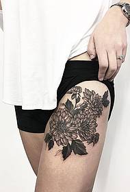 thigh blooming chrysanthemum tattoo pattern