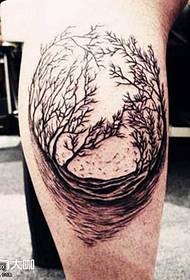 Ben träd tatuering mönster