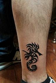 nudis pedibus, parvae totem Tattoo fashion vultus (XXXVII)CMLXXIV - a generation Xiaosheng coetus ex novum figuras crus Ouhao