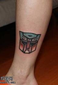 patrón de tatuaje de transformadores de pierna