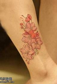 leg Tattoo flower tattoo pattern