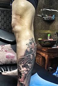 Nogi tatuaż tradycyjny krajobraz tatuaż młodzieńczy