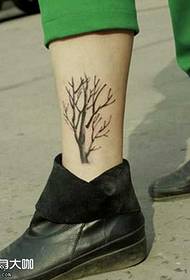 leg tree tattoo pattern