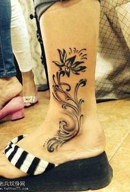 leg flower vine totem tattoo pattern