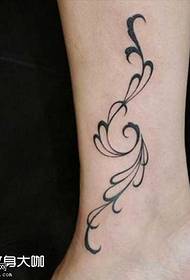 Leg flower vine tattoo pattern