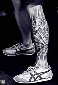 maraƙi a rufe baki squid tattoo tsarin