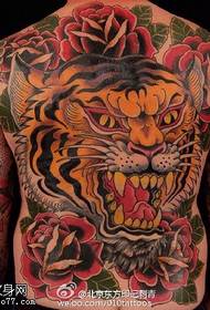 Motif de tatouage tiger rose