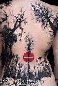 Повнокровний візерунок татуювання лісистих