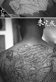 Full back European and American style angel and demon tattoo pattern