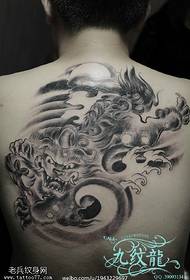 Classic domineering Tang lion tattoo pattern