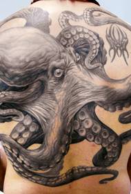 Patrón de tatuaje animal: patrón de tatuaje de pulpo de espalda completa