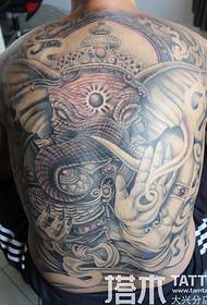 Atmoszférikus teljes hátsó isten tetoválás