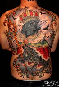 Recommend a European and American full-back crow crown tattoo works
