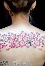 Pattern di tatuate di fiore di ciliegia romantica posteriore dipinta